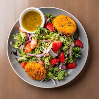 Summer Strawberry Salad